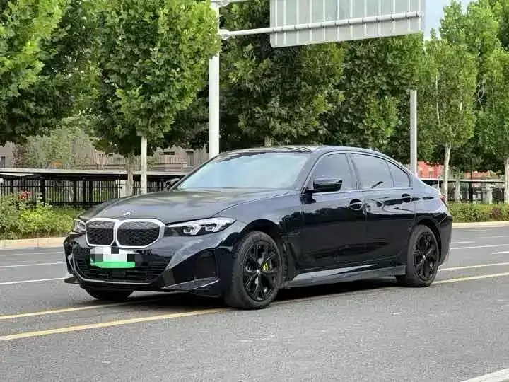 BMW i3, 2025