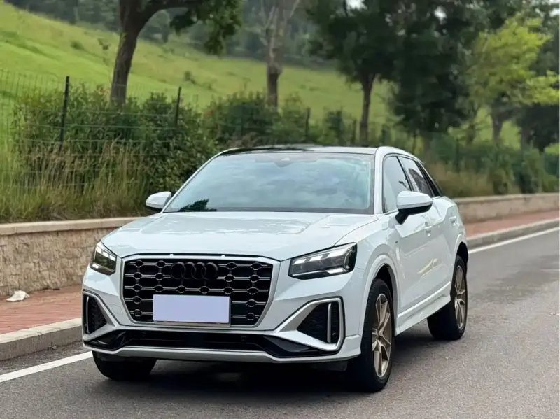 Audi Q2L, 2023