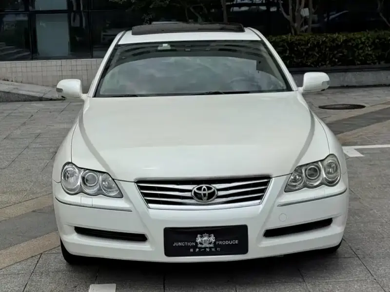 Toyota Reiz, 2008