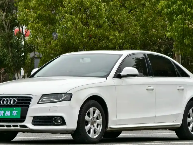 Audi A4L, 2011