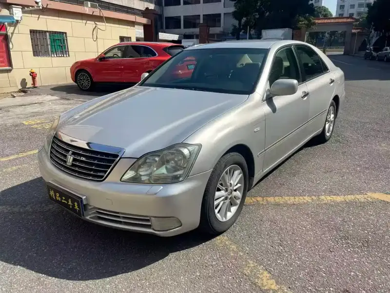 Toyota Crown, 2006