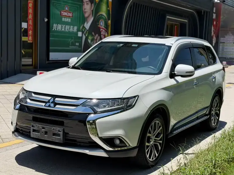 Mitsubishi Outlander, 2017