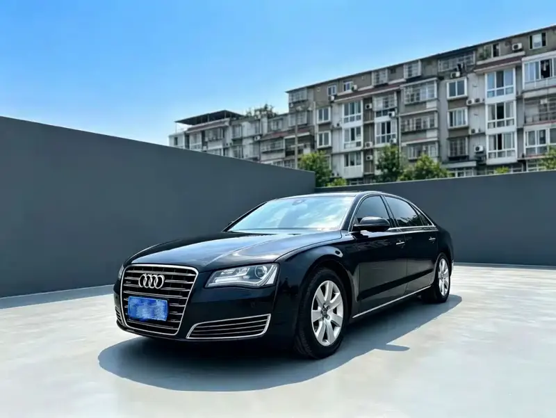 Audi A8, 2013