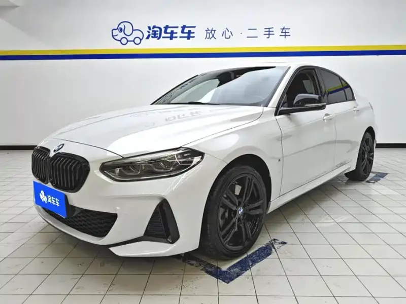 BMW 1 Series, 2021