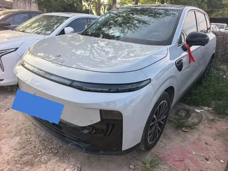 Leapmotor B10, 2025