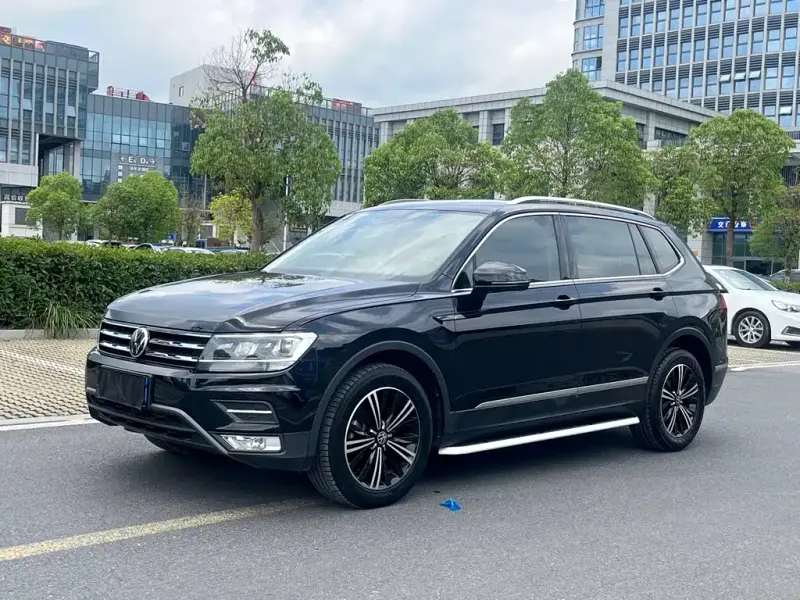 Volkswagen Tiguan L, 2021