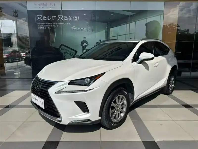 Lexus NX, 2019