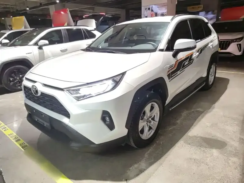 Toyota RAV4, 2025