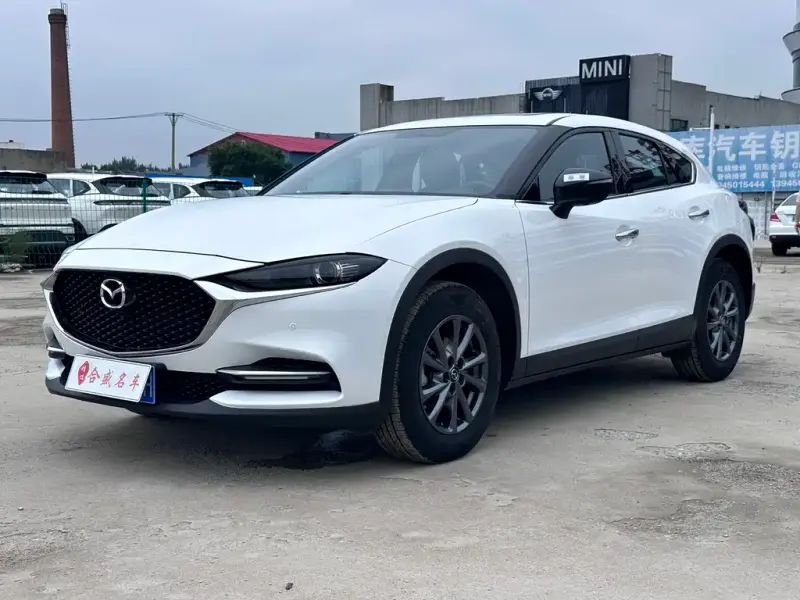 Mazda CX-4, 2023