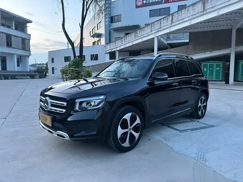 Mercedes-Benz GLB, 2023