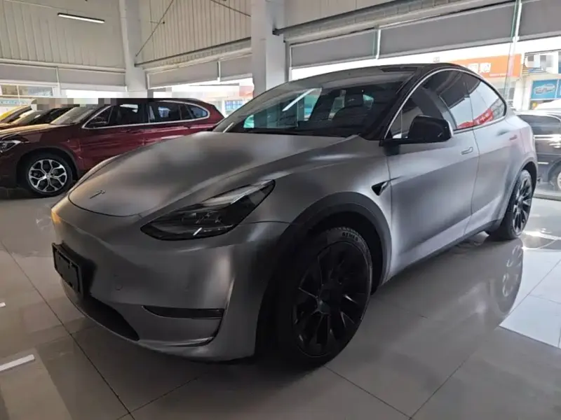 Tesla Model Y, 2021