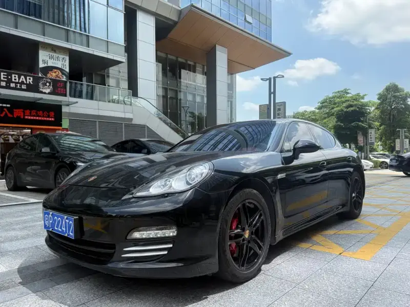 Porsche Panamera, 2013