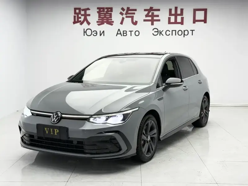 Volkswagen Golf, 2023
