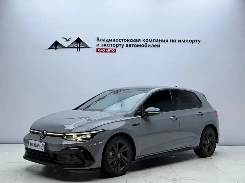 Volkswagen Golf, 2023