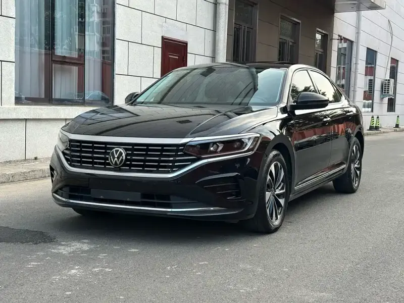 Volkswagen Passat, 2023