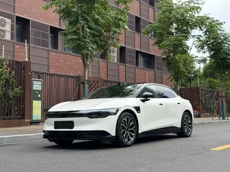 Zeekr 007, 2024