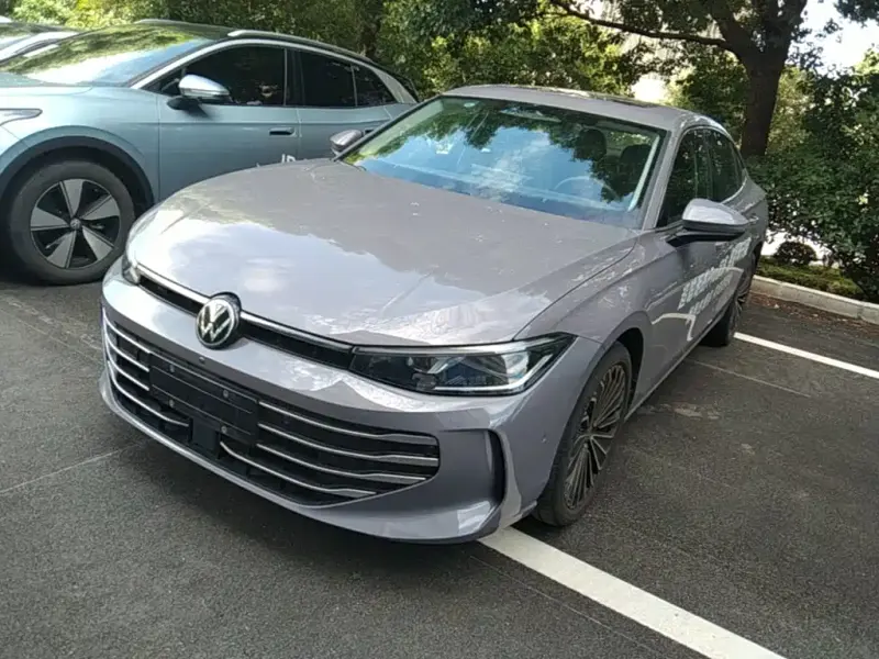 Volkswagen Passat, 2025