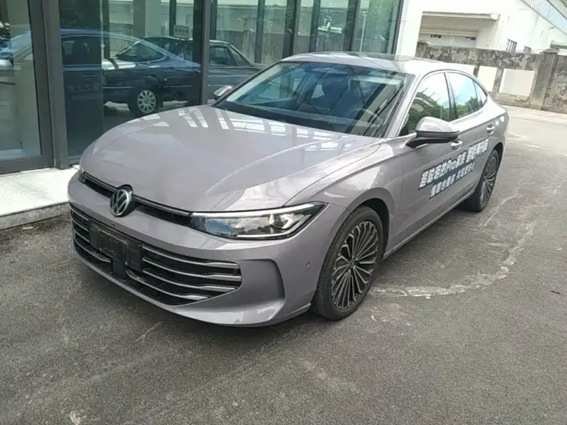 Volkswagen Passat, 2024
