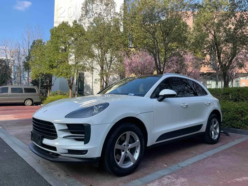 Porsche Macan, 2020