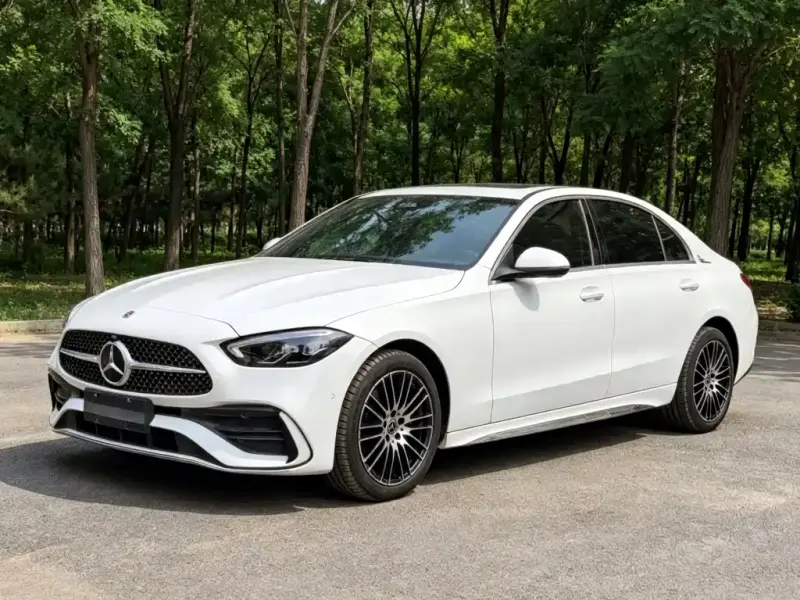 Mercedes-Benz C-Class, 2024