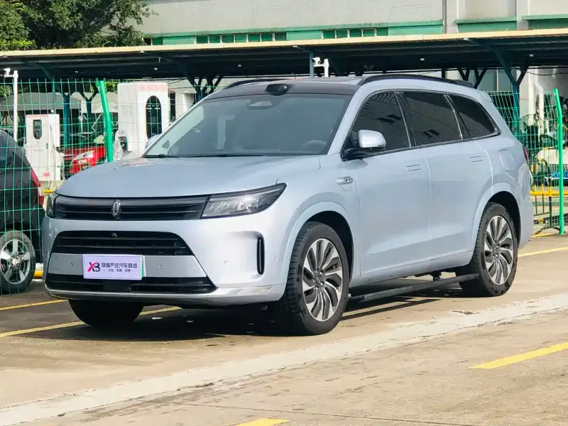 AITO M7, 2023