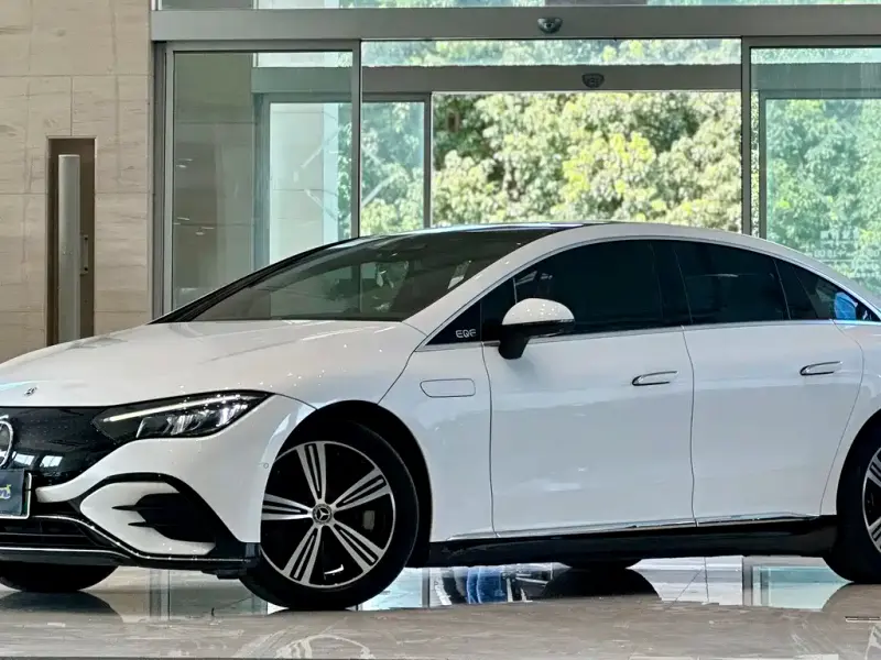 Mercedes-Benz EQE, 2023