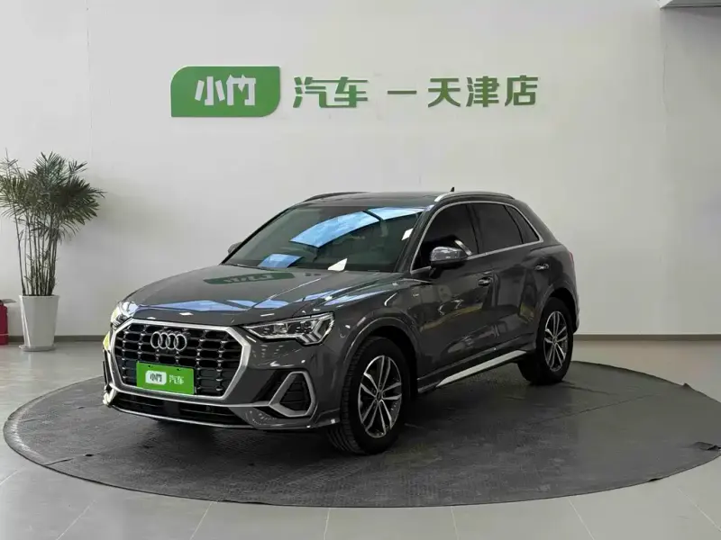 Audi Q3, 2022