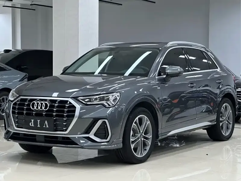 Audi Q3, 2022