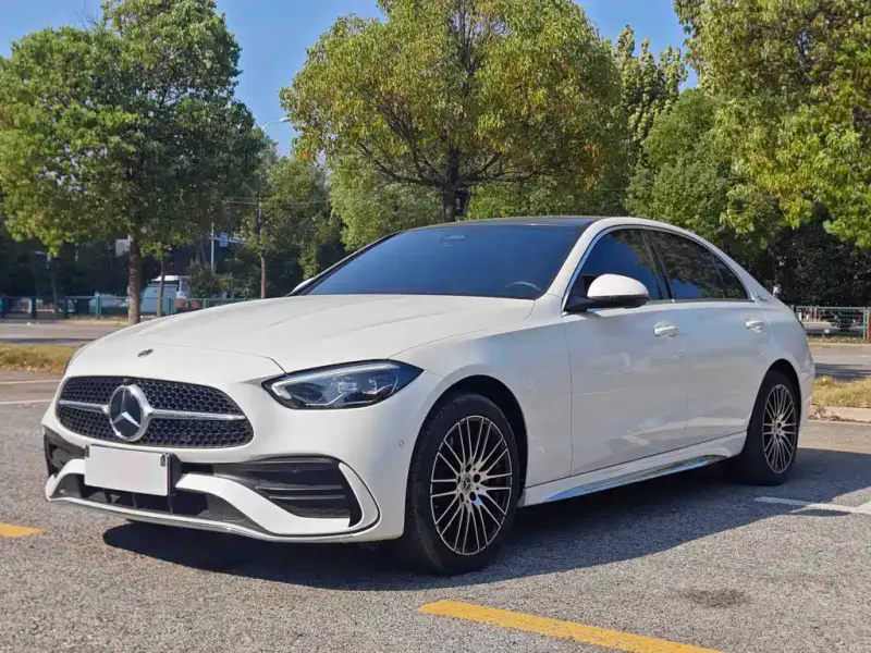 Mercedes-Benz C-Class, 2025
