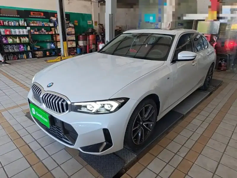 BMW 3 Series, 2023