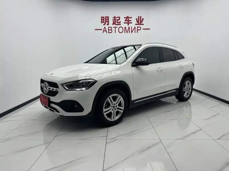 Mercedes-Benz GLA, 2022