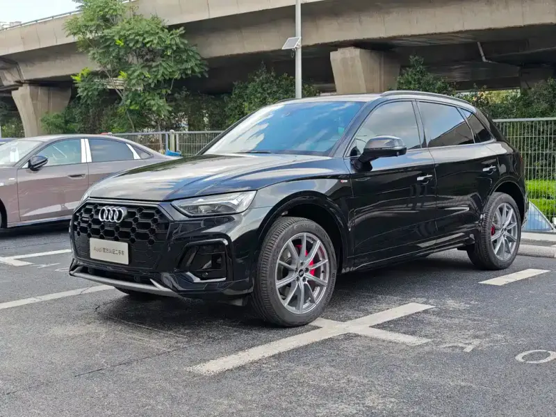 Audi Q5L, 2024