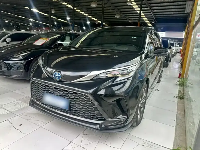Toyota Granvia, 2023