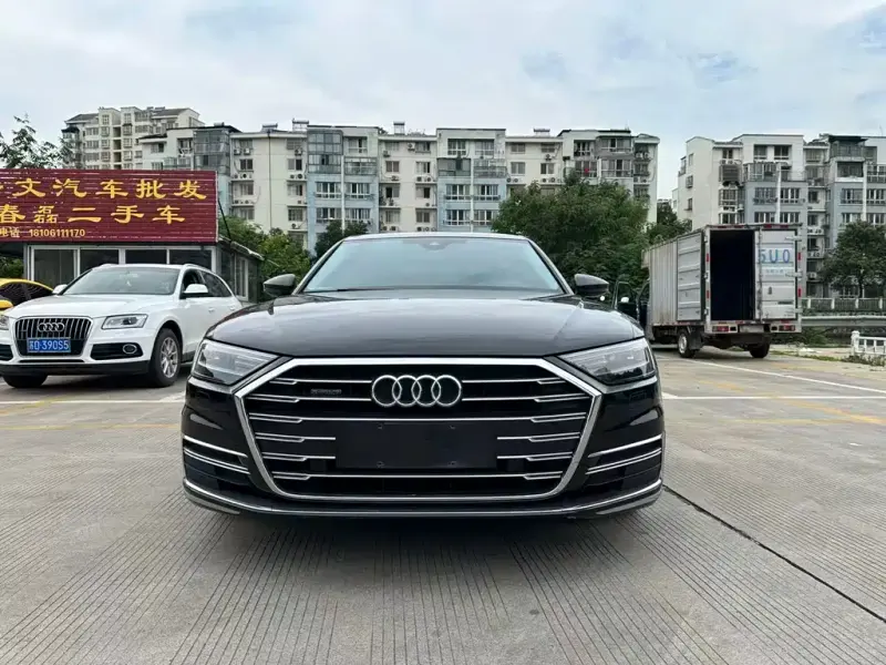 Audi A8, 2022