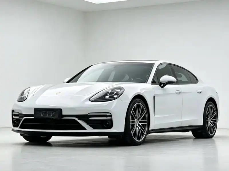 Porsche Panamera, 2018