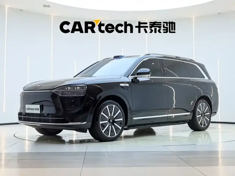 AITO M9, 2025