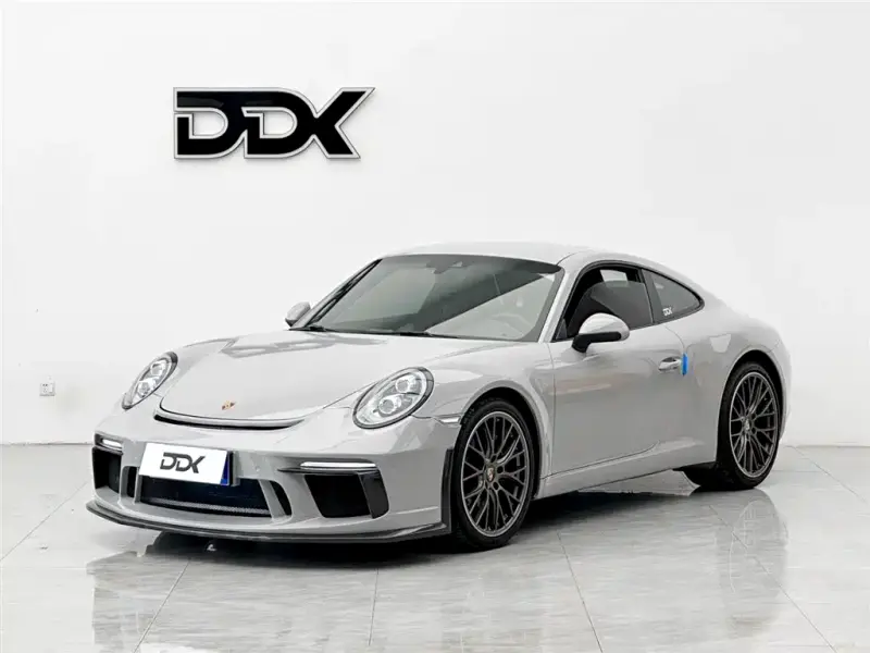 Porsche 911, 2017