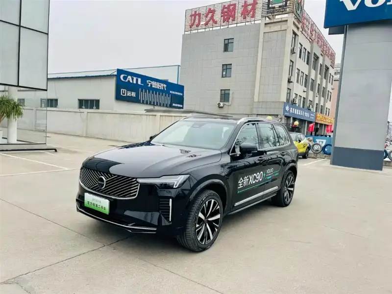 Volvo XC90 PHEV, 2025