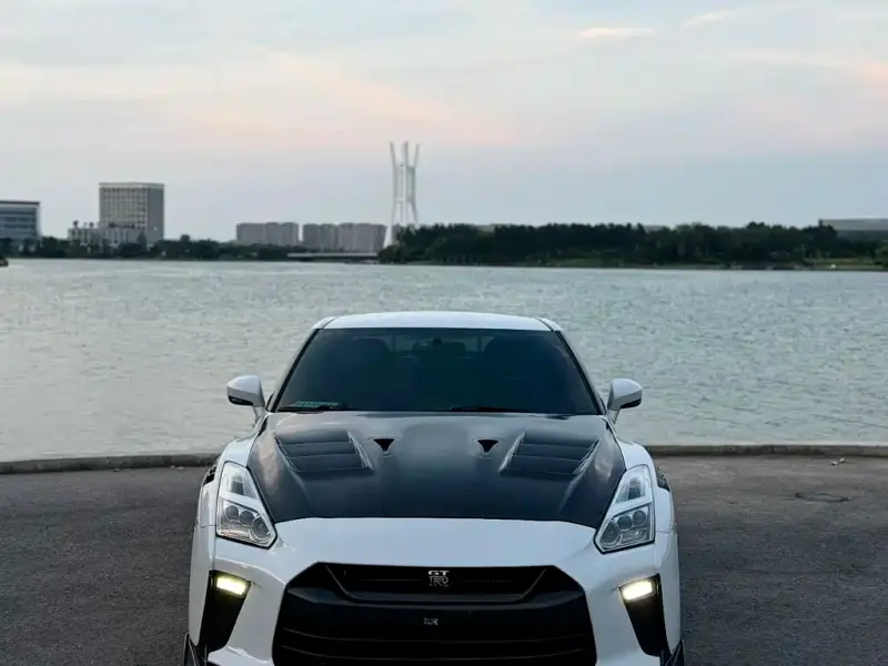 Nissan GT-R, 2013