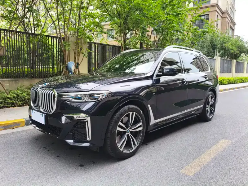 BMW X7, 2022