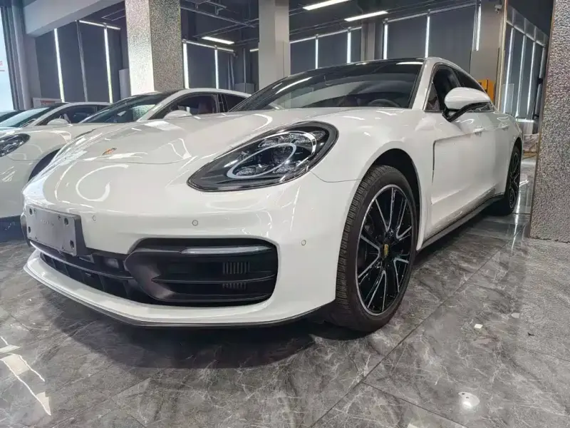 Porsche Panamera, 2021