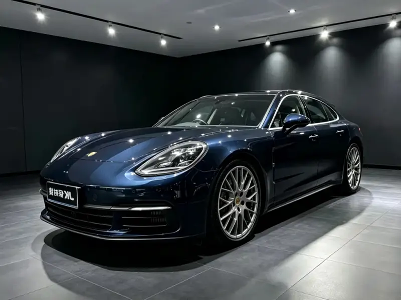 Porsche Panamera, 2019