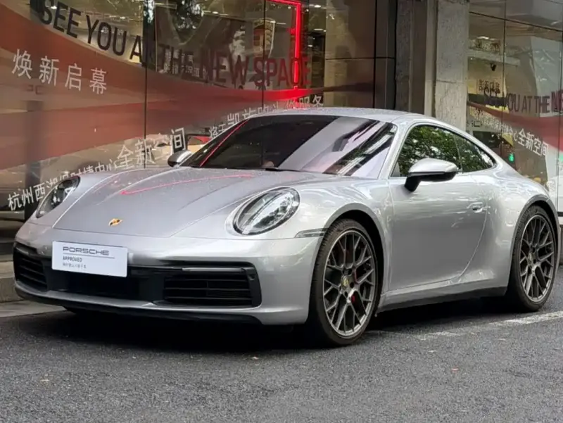 Porsche 911, 2022