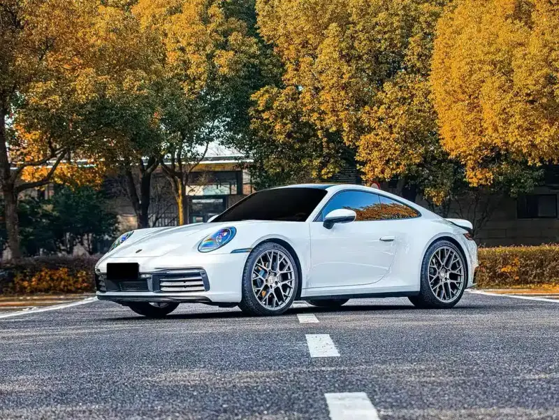 Porsche 911, 2023