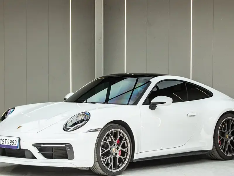 Porsche 911, 2021