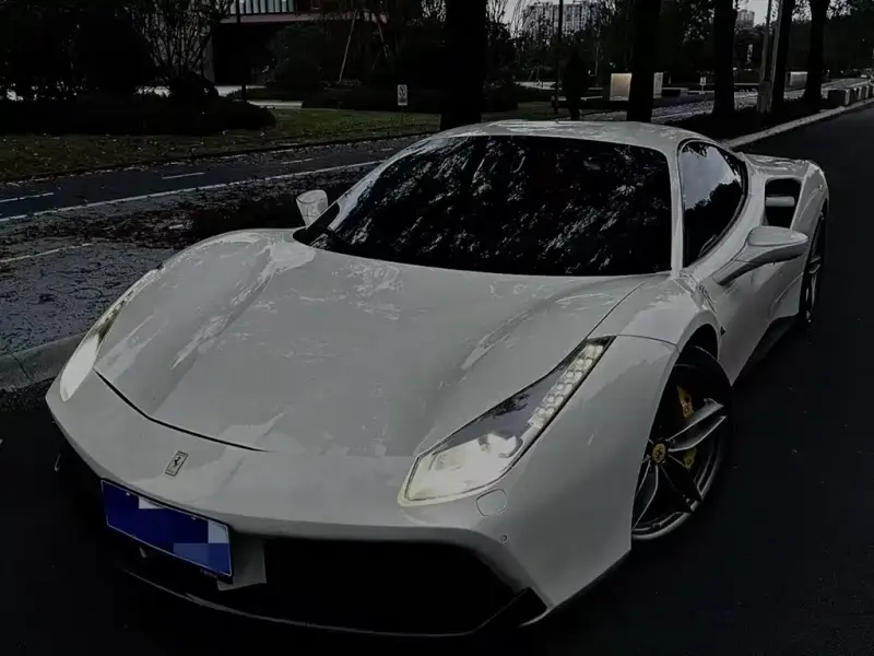 Ferrari 488, 2018