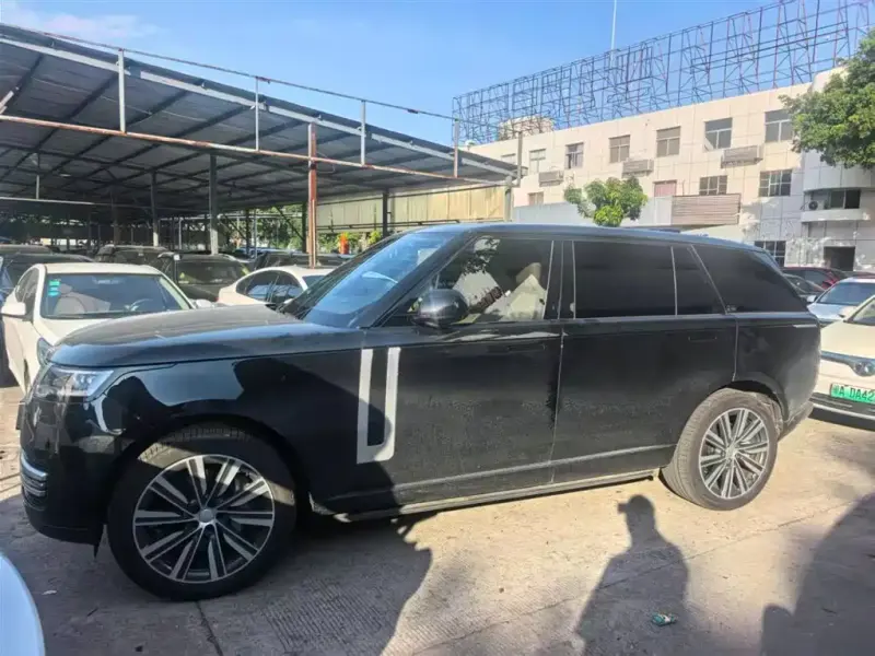 Land Rover Range Rover, 2025