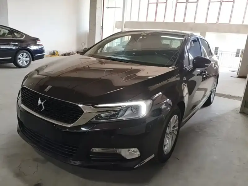 DS 5LS, 2015