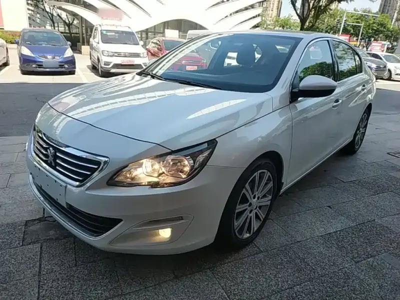 Peugeot 408, 2015