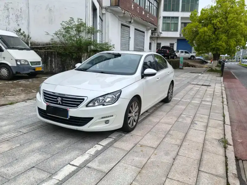 Peugeot 408, 2015